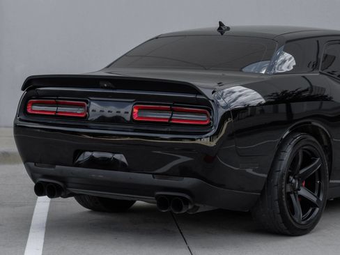 Used 2022 Dodge Challenger R/T Scat Pack w/ Plus Package RWD image 5