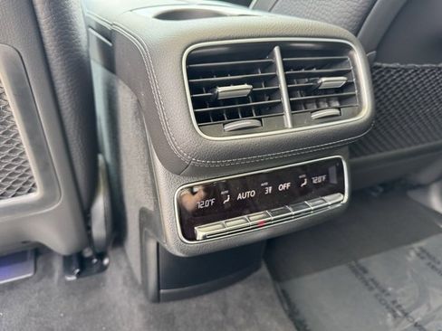 New 2025 Mercedes-Benz GLS 450 4MATIC image 10