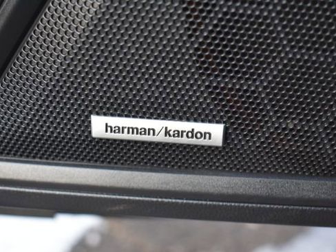 Used 2022 Subaru Outback Limited image 17