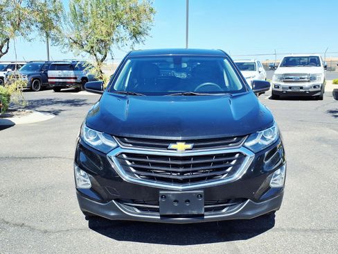Used 2019 Chevrolet Equinox LT FWD image 2
