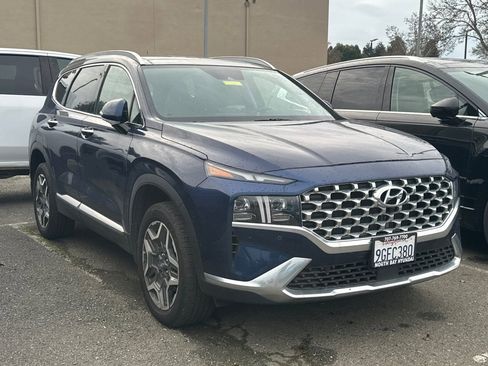 Used 2023 Hyundai Santa Fe Limited w/ Cargo Package image 2