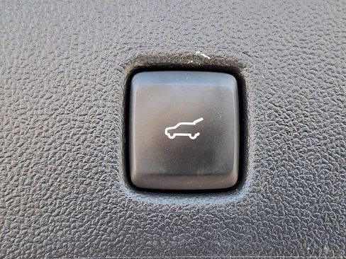 Certified 2023 Ford Escape ST-Line Select w/ Tech Pack #2 image 30