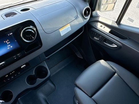 New 2025 Mercedes-Benz Sprinter 2500 image 20