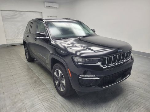 Used 2022 Jeep Grand Cherokee Limited 4xe image 13