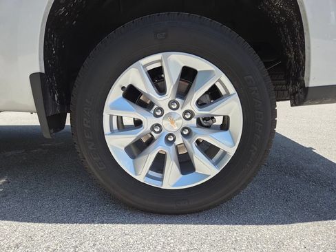 Used 2026 Chevrolet Silverado 1500 Custom RWD image 20