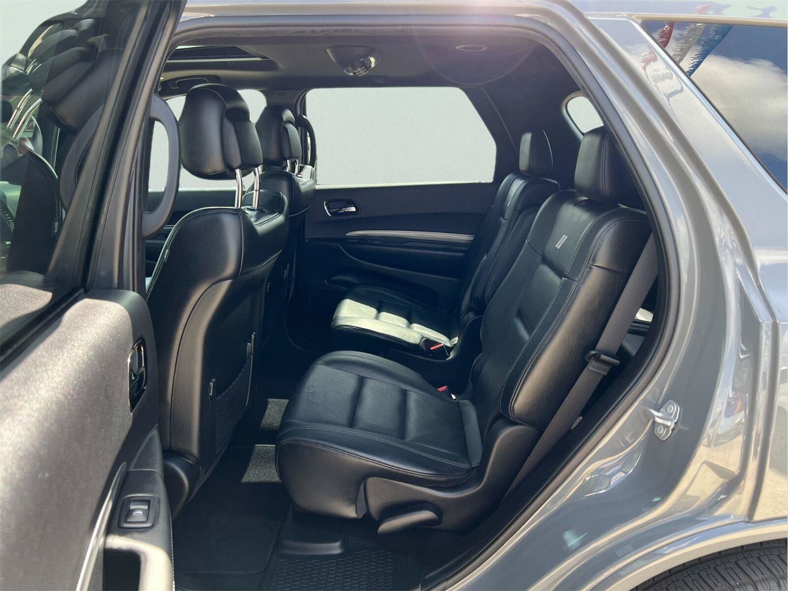 Used 2020 Dodge Durango R/T w/ Blacktop Package AWD/4WD image 16