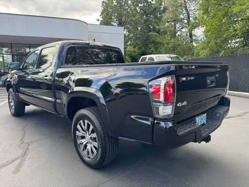 Used 2023 Toyota Tacoma Limited AWD/4WD image 3