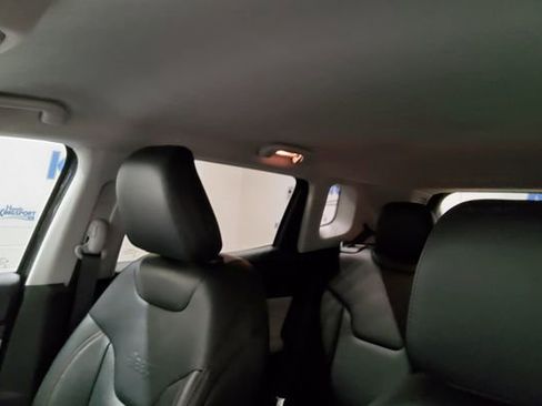 Used 2022 Jeep Compass Limited AWD/4WD image 30