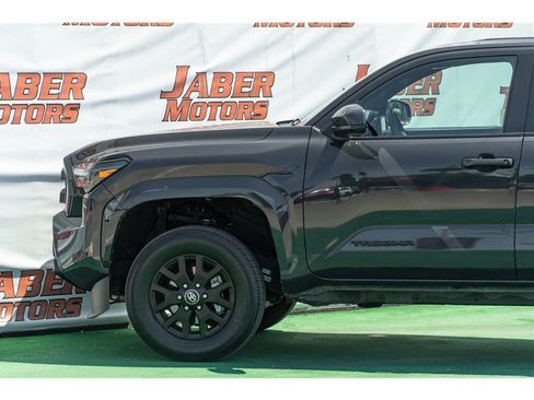 Used 2025 Toyota Tacoma SR5 RWD image 20