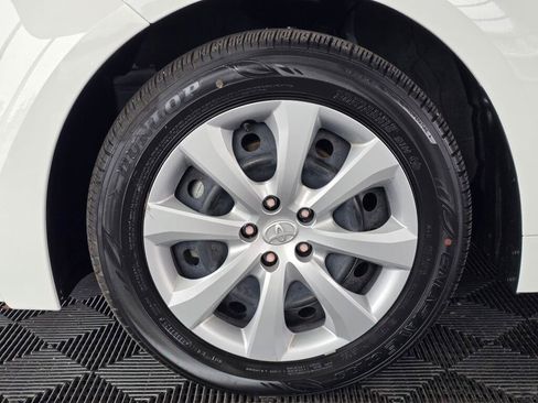Used 2026 Toyota Corolla LE FWD image 10