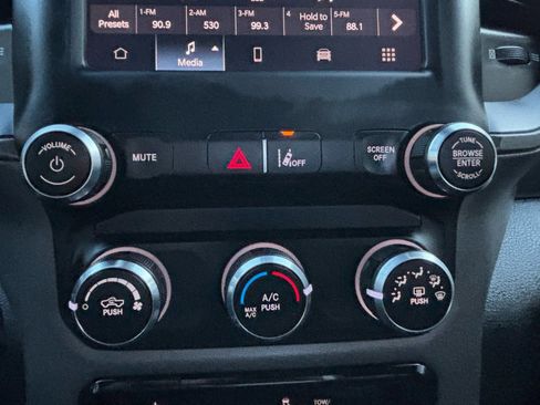 Used 2022 RAM 2500 Tradesman w/ Safety Group image 34