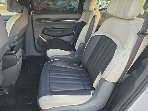 New 2026 Kia EV9 GT-Line AWD/4WD image 16