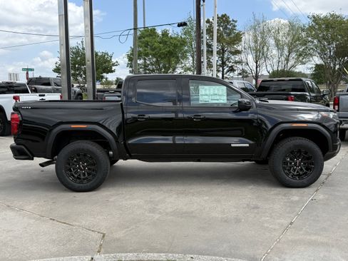 New 2026 GMC Canyon Elevation w/ Convenience Package image 3