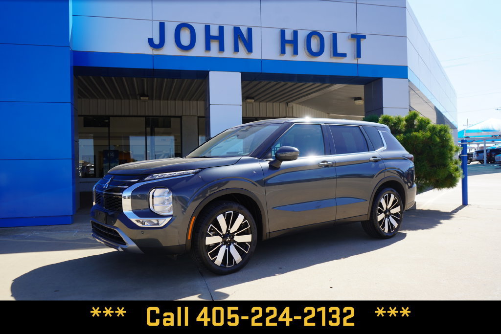 Used 2025 Mitsubishi Outlander SE FWD image 1