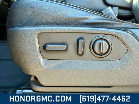 Used 2019 GMC Sierra 1500 SLT w/ X31 Off-Road Package image 12