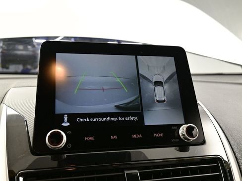 Used 2024 Mitsubishi Eclipse Cross SEL image 9