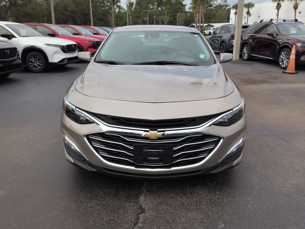 Used 2025 Chevrolet Malibu LS FWD image 9