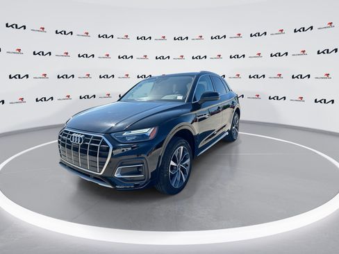Used 2021 Audi Q5 2.0T Premium Plus w/ Premium Plus Package AWD/4WD image 4