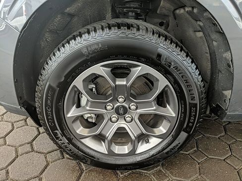 Used 2024 Ford Maverick XLT image 10