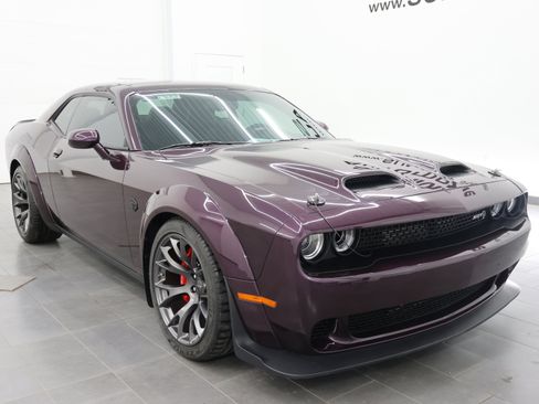 Used 2020 Dodge Challenger SRT Hellcat Redeye image 2
