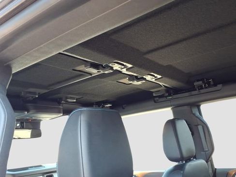 Used 2023 Ford Bronco Outer Banks AWD/4WD image 25