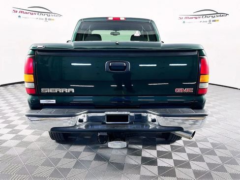 Used 2004 GMC Sierra 2500 SLT w/ Heavy-Duty Power Package AWD/4WD image 7