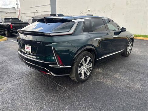 Used 2024 Cadillac Lyriq Tech RWD image 9