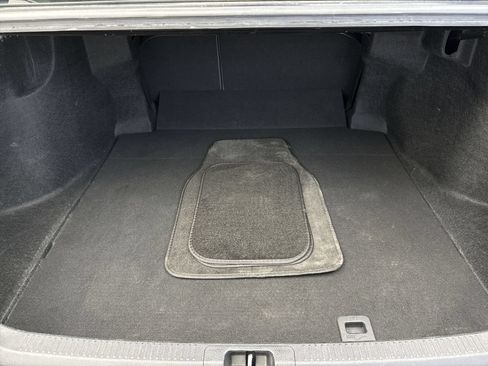 Used 2019 Toyota Camry SE FWD image 37