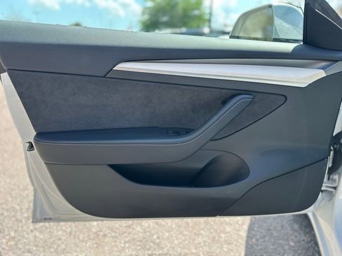 Used 2023 Tesla Model 3 Standard Range image 28