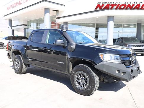 Used 2018 Chevrolet Colorado Z71 AWD/4WD image 8