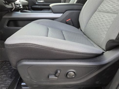 New 2026 RAM 1500 Big Horn AWD/4WD image 17