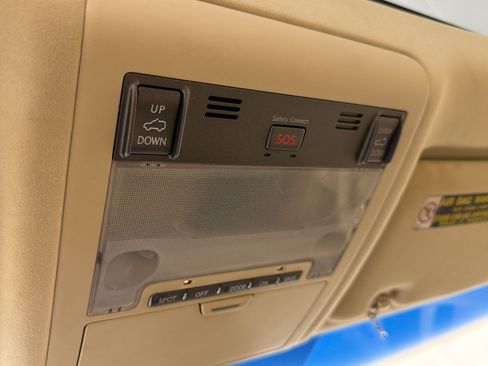 Used 2014 Lexus LX 570 4WD image 30