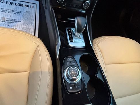 Used 2018 INFINITI QX30 Premium w/ Navigation Package image 14