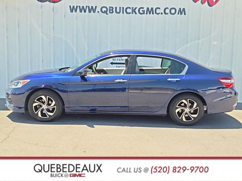 Used 2017 Honda Accord LX image 4