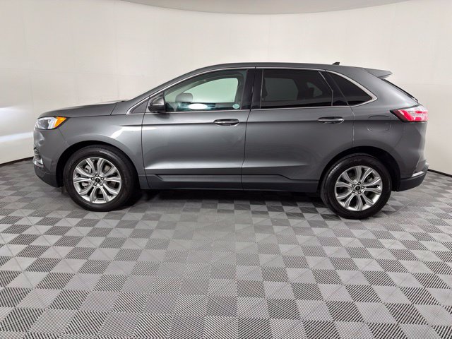 Used 2024 Ford Edge Titanium AWD/4WD image 9