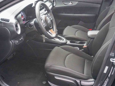 Certified 2021 Kia Forte LXS image 18