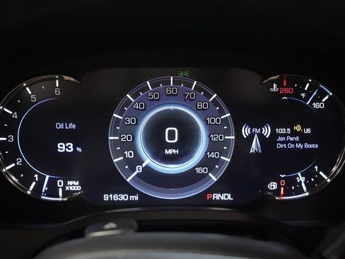 Used 2018 Cadillac Escalade ESV Premium Luxury AWD/4WD image 16
