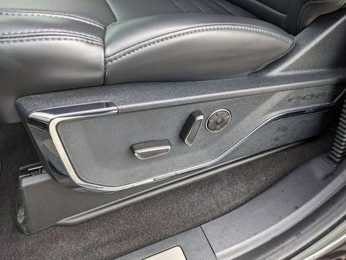 New 2025 Ford F150 Platinum w/ FX4 Off-Road Package image 21