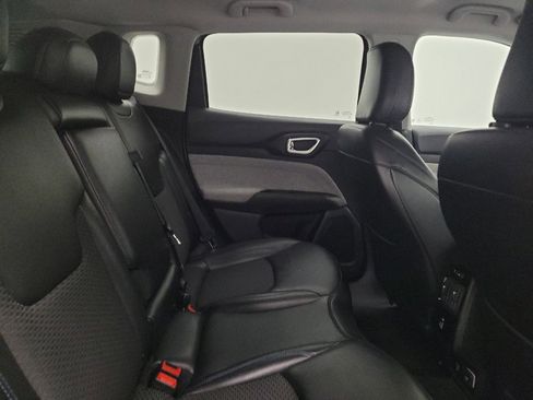Used 2022 Jeep Compass Latitude w/ Convenience Group FWD image 19