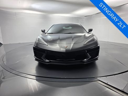 Used 2024 Chevrolet Corvette Stingray Preferred Cpe w/ Z51 Performance Package RWD image 2