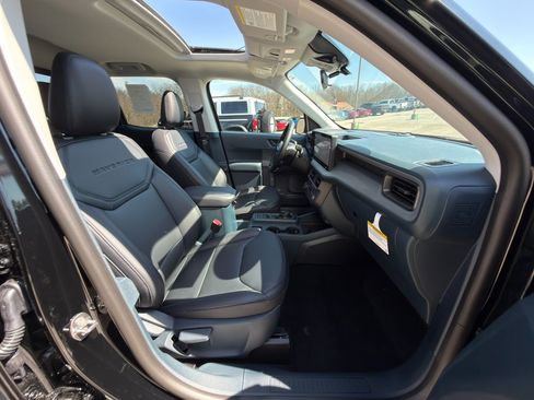 New 2026 Ford Maverick Lariat AWD/4WD image 9