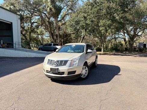 Used 2014 Cadillac SRX FWD image 1