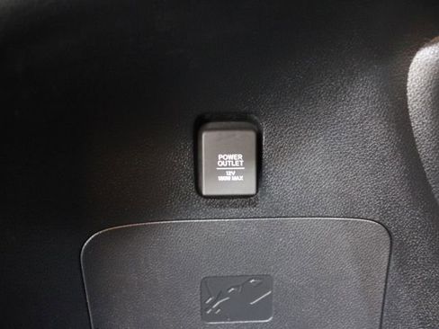 Used 2022 Honda Pilot Special Edition image 16