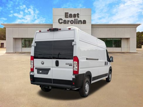 New 2026 RAM ProMaster 2500 w/ Convenience Group image 3