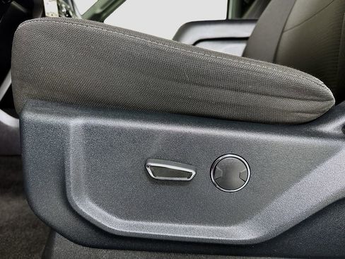 Used 2017 Ford F150 XLT w/ Equipment Group 301A Mid image 17