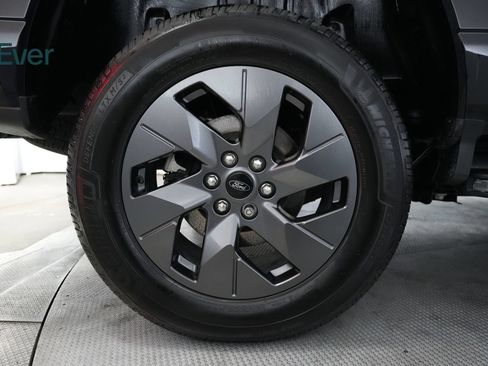 Used 2022 Ford F150 Lightning Lariat AWD/4WD image 16