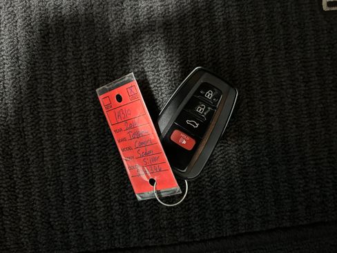 Used 2019 Toyota Camry XSE FWD image 36