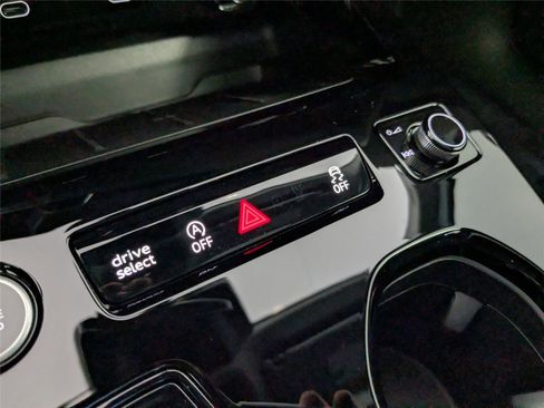 Used 2025 Audi A5 2.0T Premium Plus w/ Premium Plus image 24