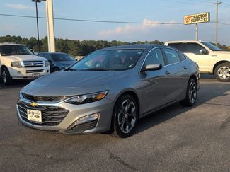 Used 2024 Chevrolet Malibu LT image 1