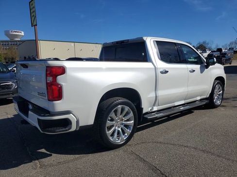 Used 2020 Chevrolet Silverado 1500 High Country w/ Technology Package image 6
